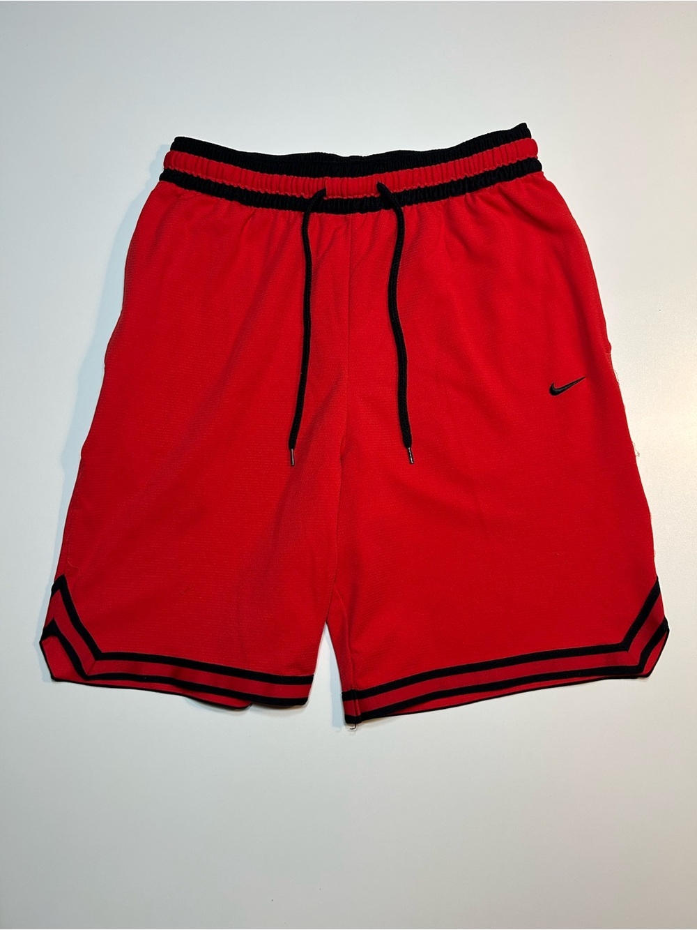 Nike Dri-FIT DNA Basketball Shorts University Red Black Stripe Zip Pocket